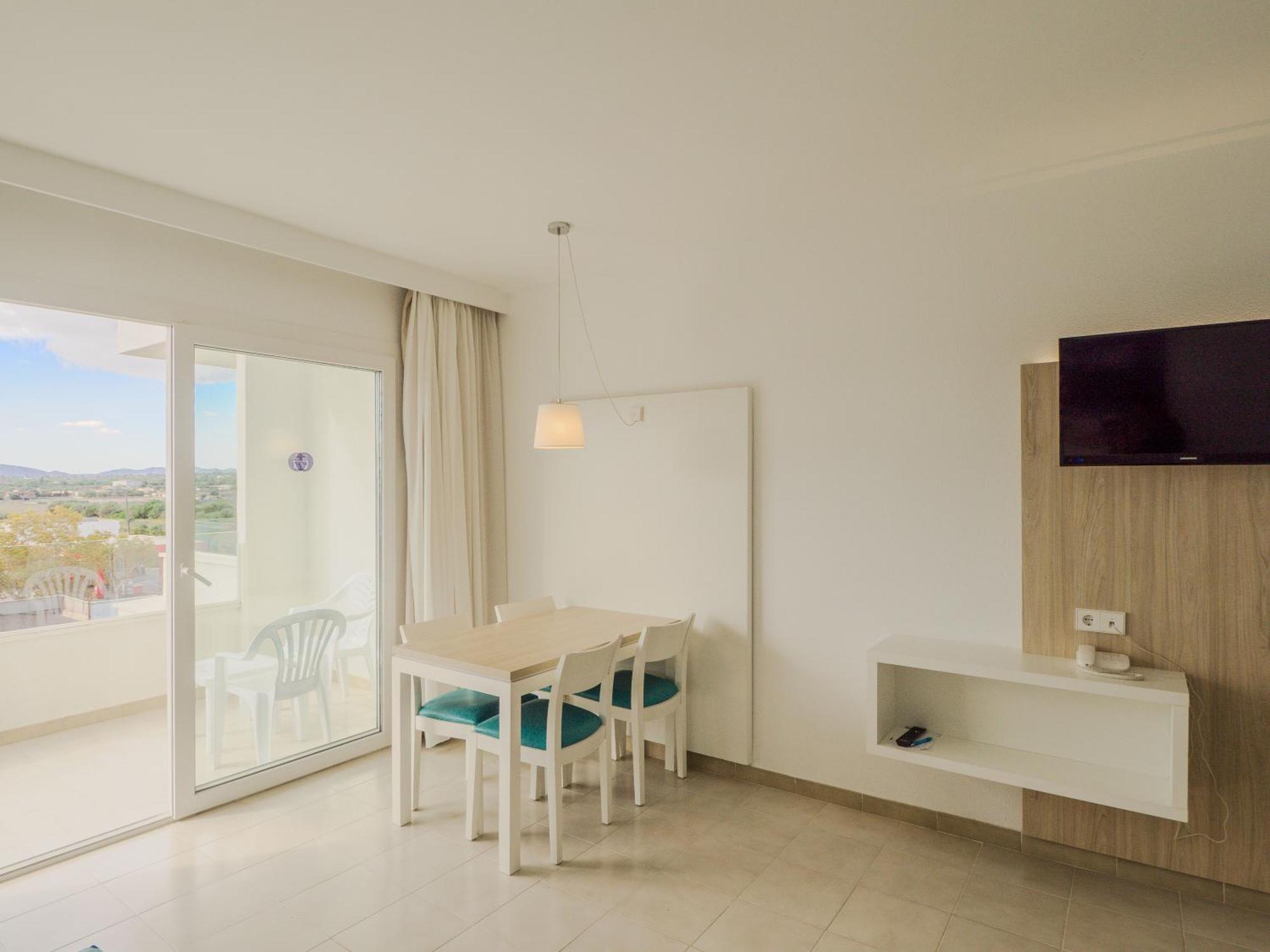 Apartamentos La Santa Maria Кала Миллор Экстерьер фото